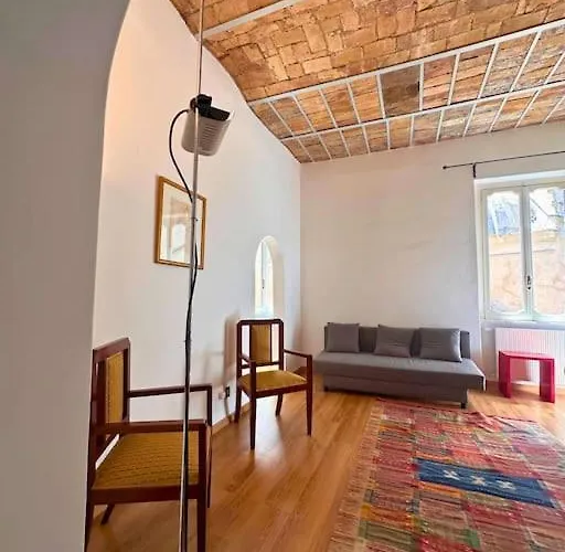 Cozy At The Heart Of The Eternal Apartment
